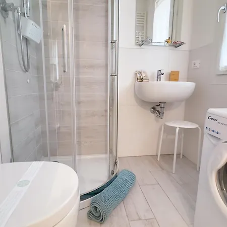 Apartment Maison De La Brodeuse By Ca-sa Check Chioggia