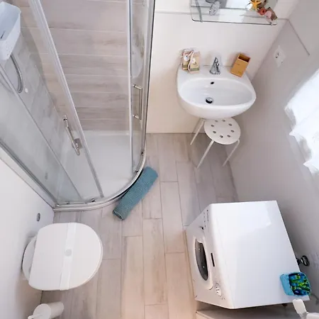 Maison De La Brodeuse Apartment