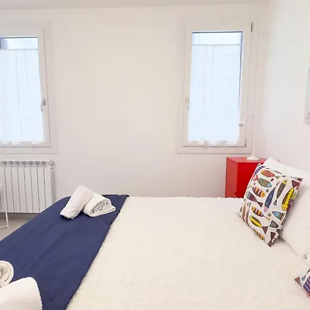 Maison De La Brodeuse By Ca-sa Check Daire